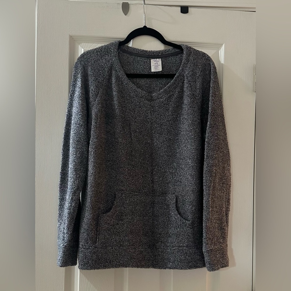 Secret Treasures Gray V-Neck Pajama Top